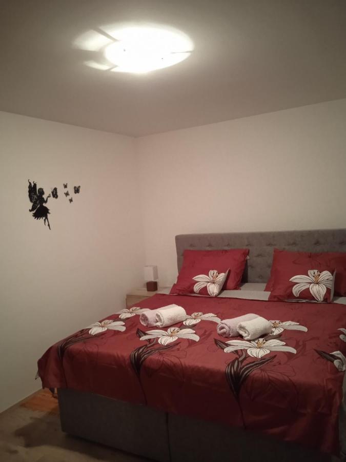 סנג' Apartment Fortica מראה חיצוני תמונה