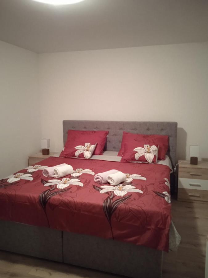 סנג' Apartment Fortica מראה חיצוני תמונה